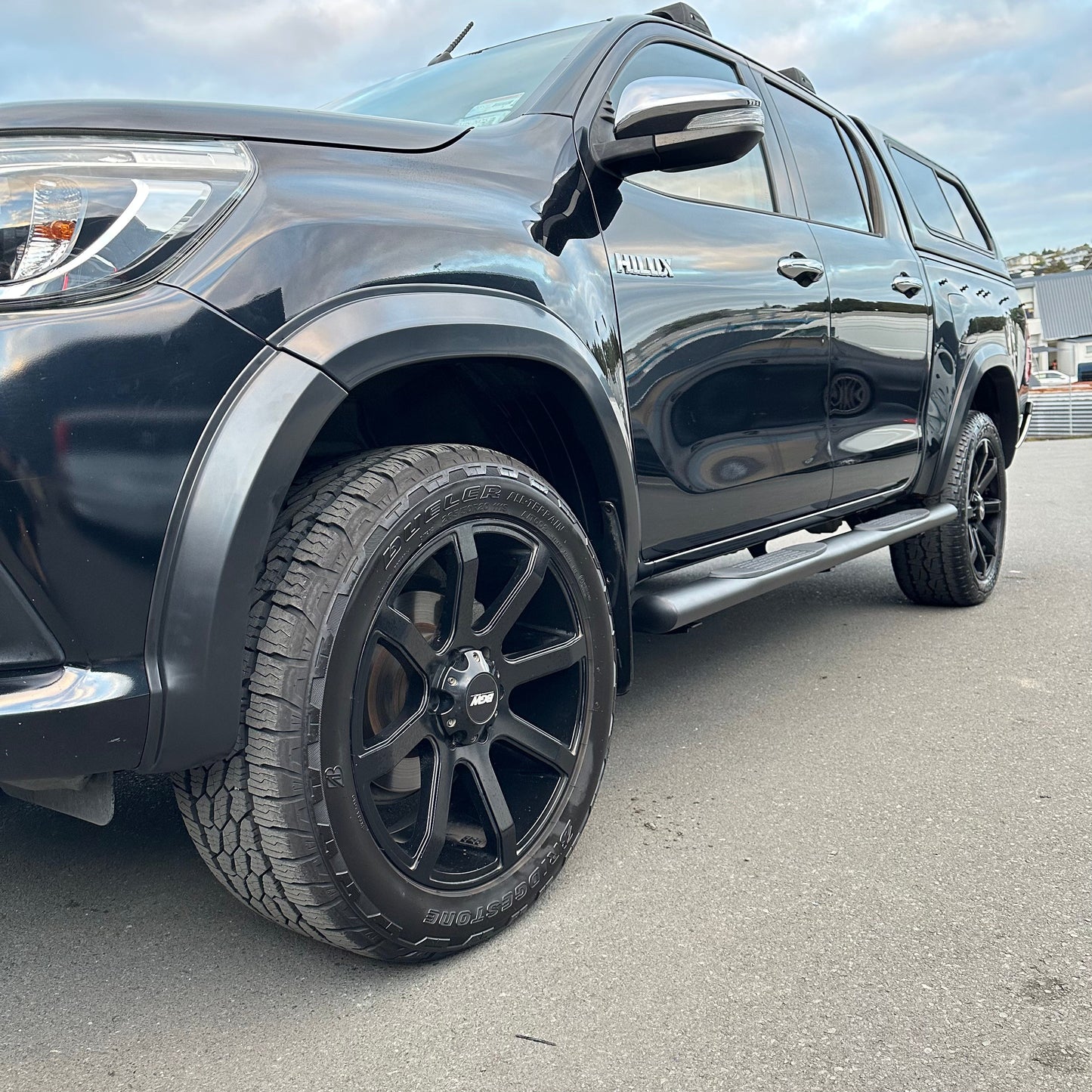 Fender Flare 4-inch style Toyota Hilux Revo 2015-2017 Matte Black