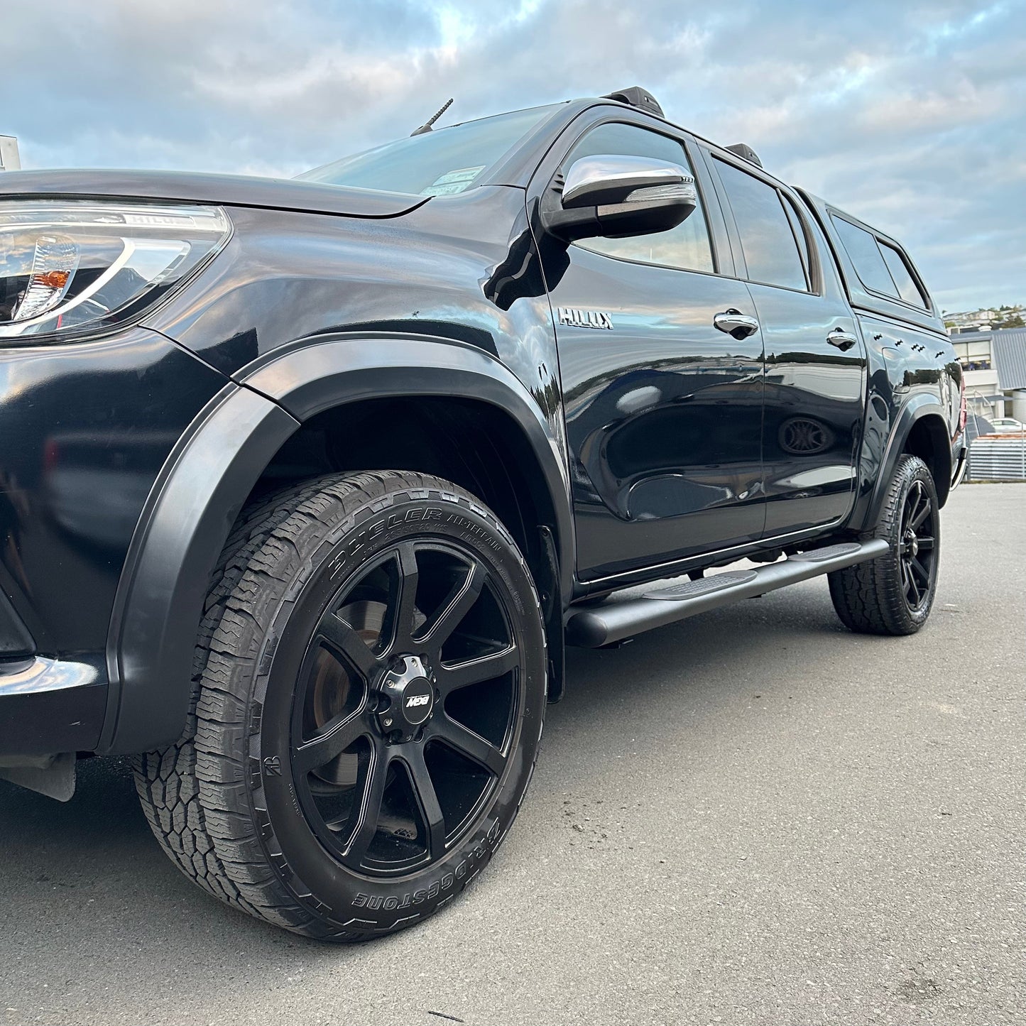 Fender Flare 4-inch style Toyota Hilux Revo 2015-2017 Matte Black