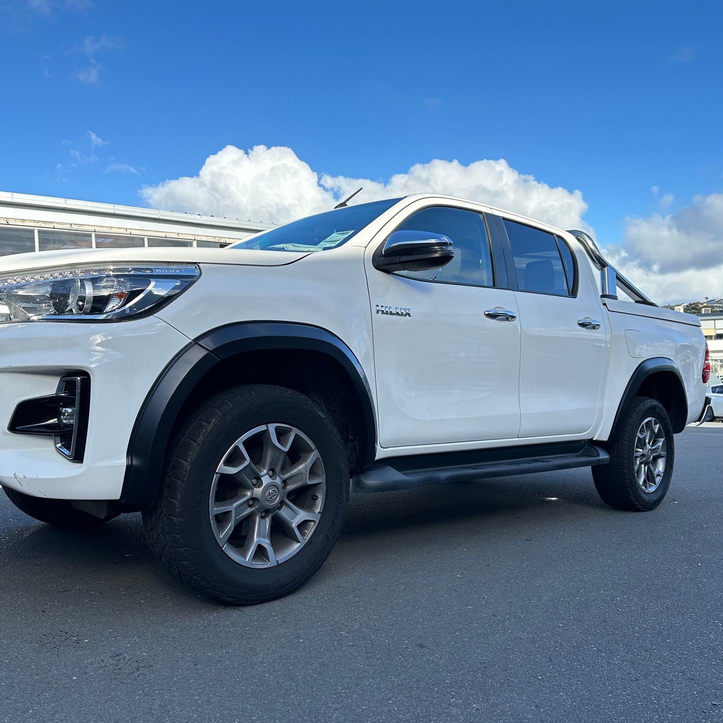 Fender Flare 4-inch Style Toyota Hilux Rocco 2018-2020 Matte Black