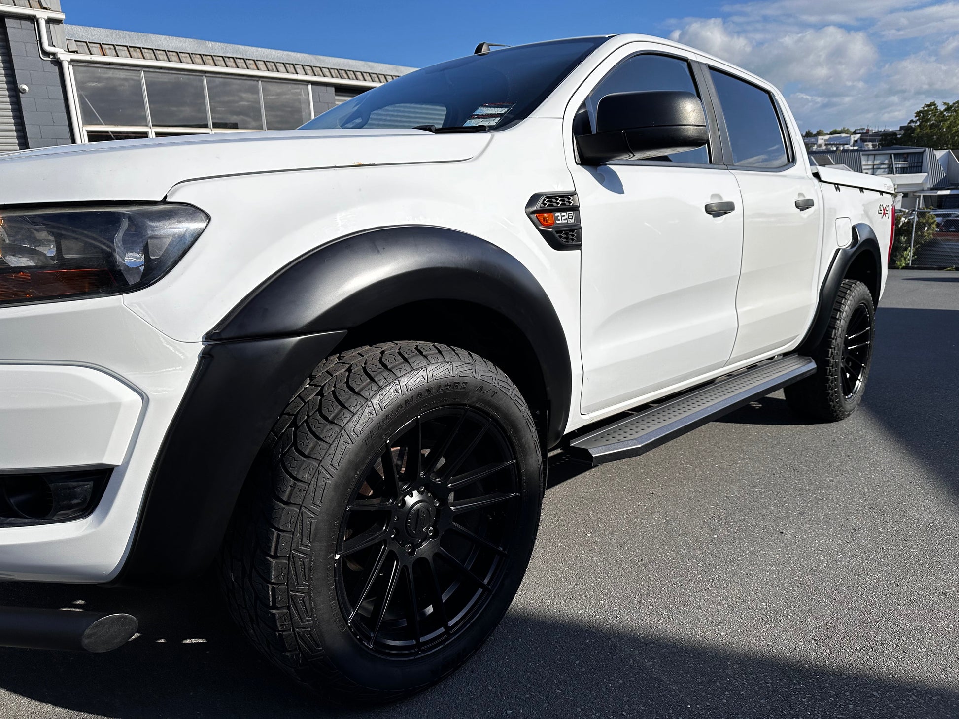 Fender Flare 6-Inch Ford Ranger PX2 2016-2018 Smooth Style Matte Black