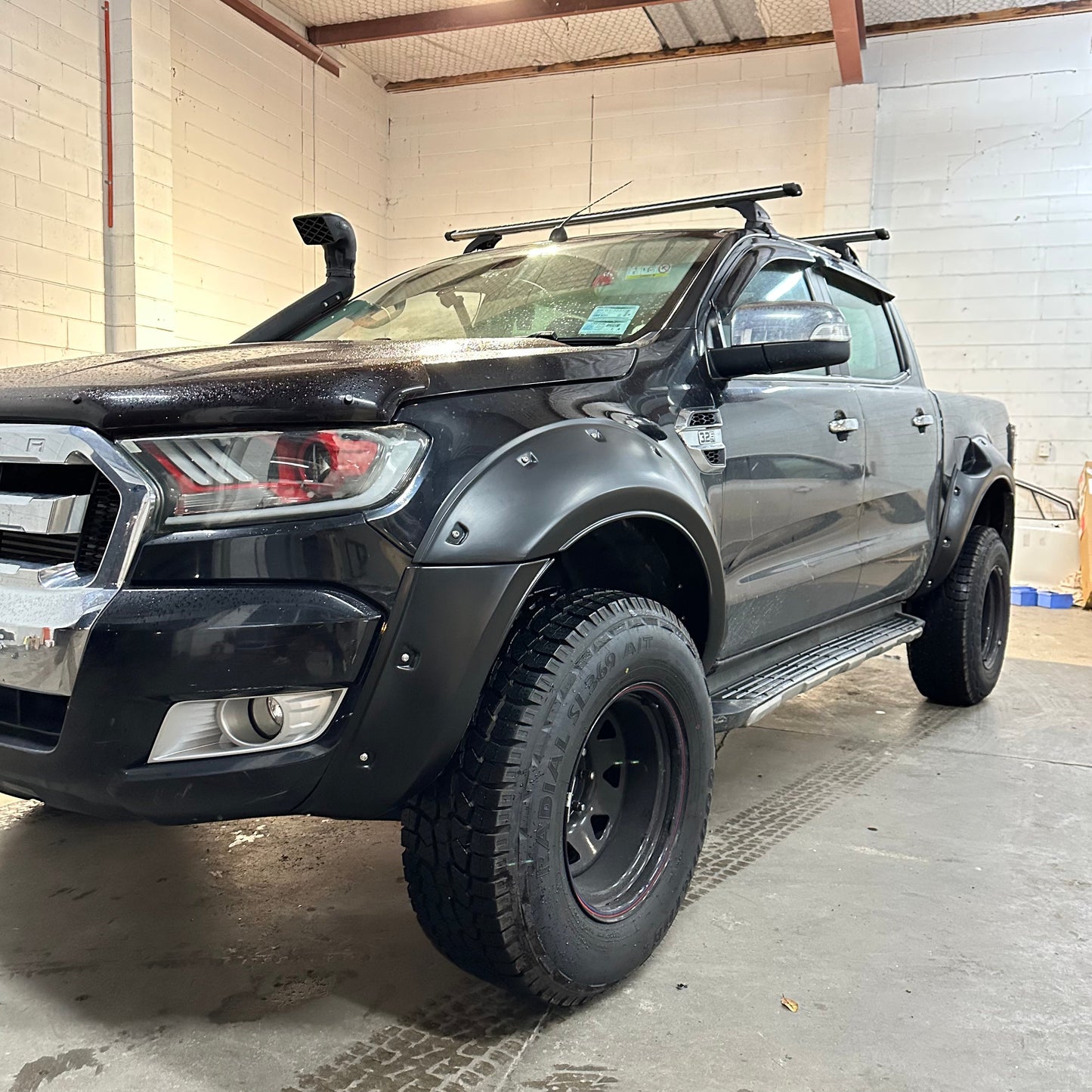 Fender Flare 9-Inch Ford Ranger PX2 2016-2018 Bolt Style Smooth Black