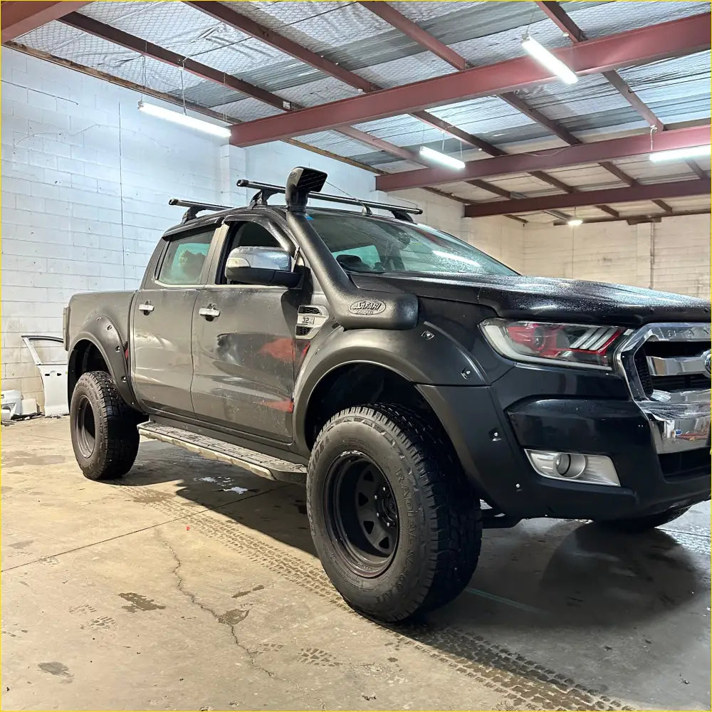 Fender Flare 9-Inch Ford Ranger PX2 2016-2018 Bolt Style Smooth Black