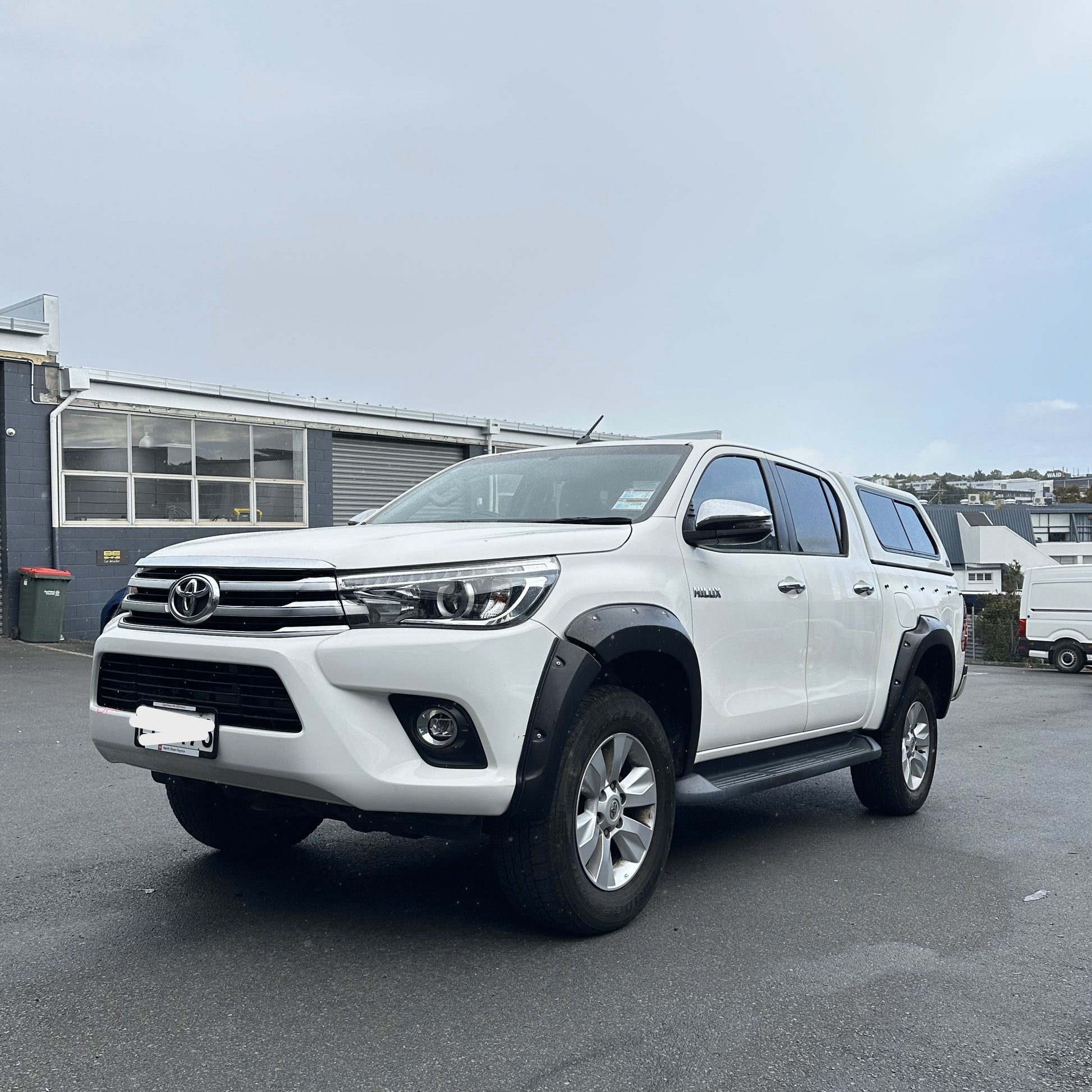 Fender Flare for Toyota Hilux Revo 2015-2017 Lychee Texture Bolt Style