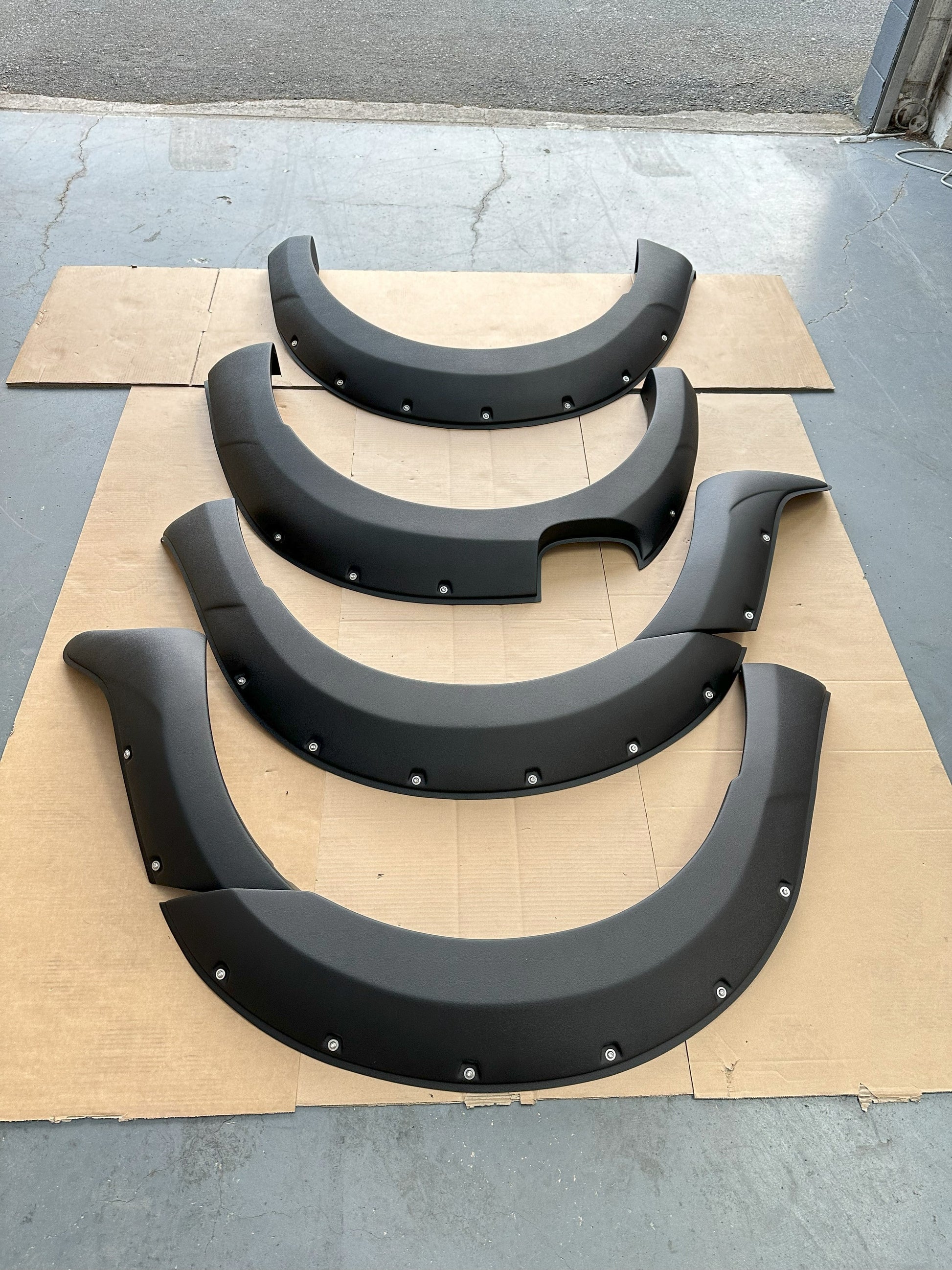 Fender Flare Lychee Texture Bolt Style for Ford Ranger PX1 2012-2015