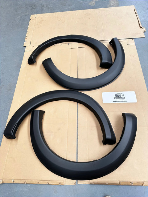 Black matte plastic fender flares for mitsubishi triton 2015-2018 vehicle customization