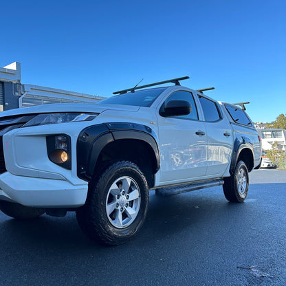 Fender Flare Mitsubishi Triton 2019-2023 Bolt Style Matte Black