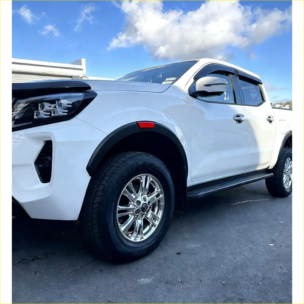 Fender Flare Nissan Navara 2021+ OEM Style Matte Black with Red Layer