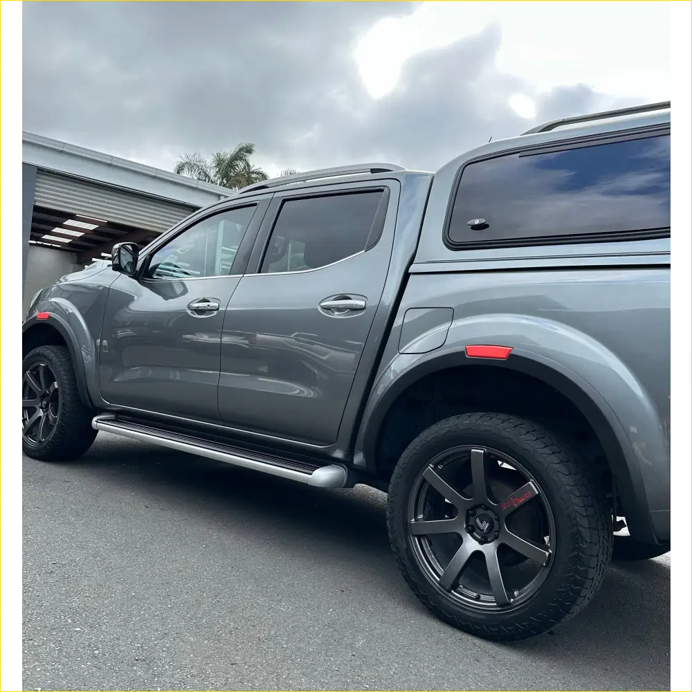 Fender Flare Nissan Navara NP300 2015-2020 OEM Style with Red layer
