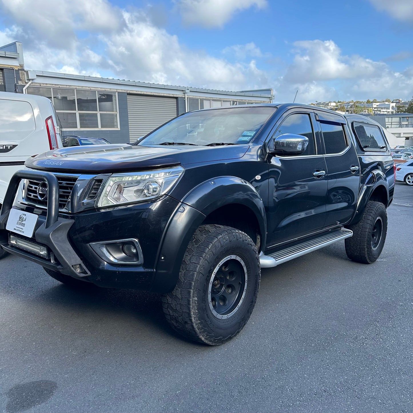 Fender Flare Nissan Navara NP300 2015-2020 ST/SL/ST-X Bolt Style