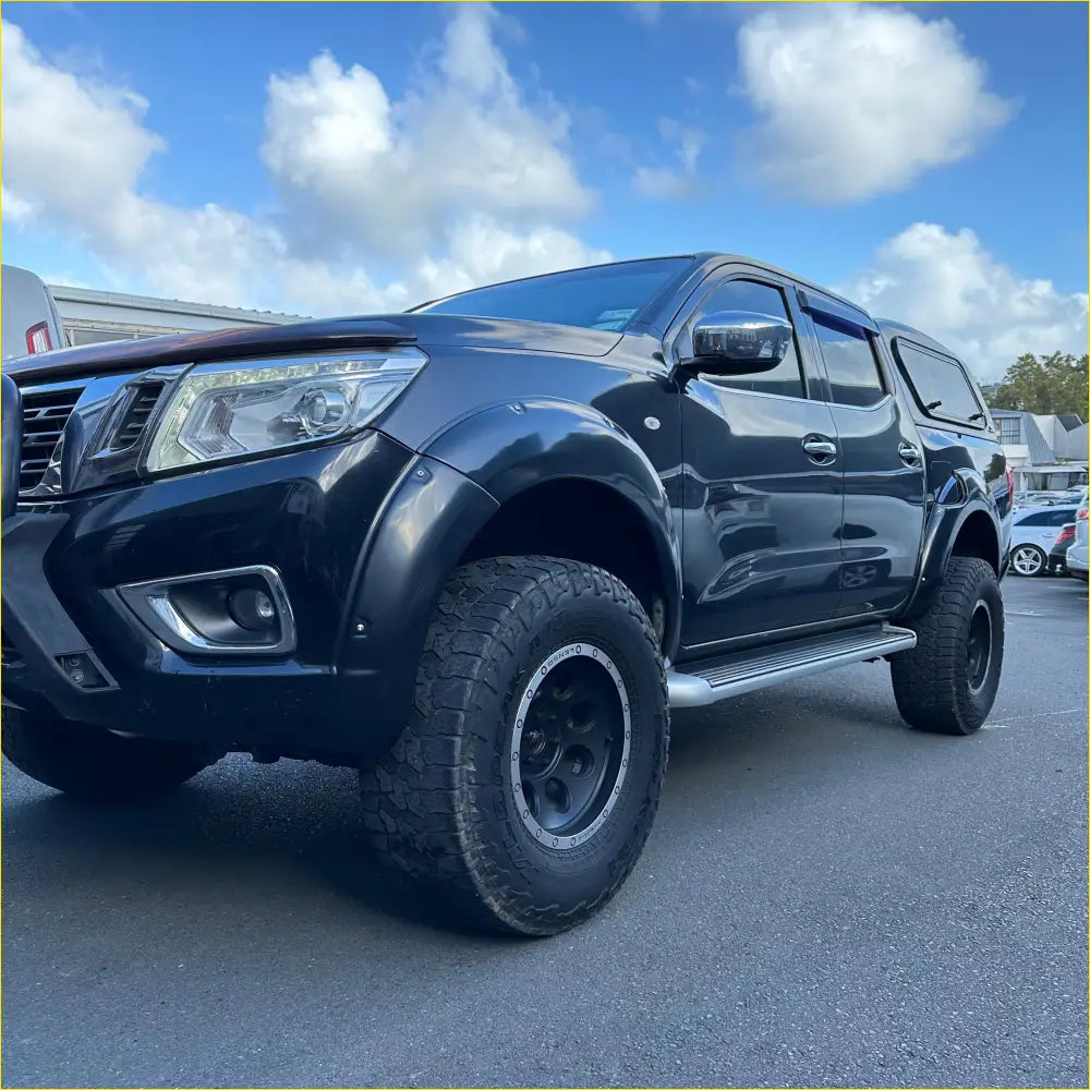 Fender Flare Nissan Navara NP300 2015-2020 ST/SL/ST-X Bolt Style