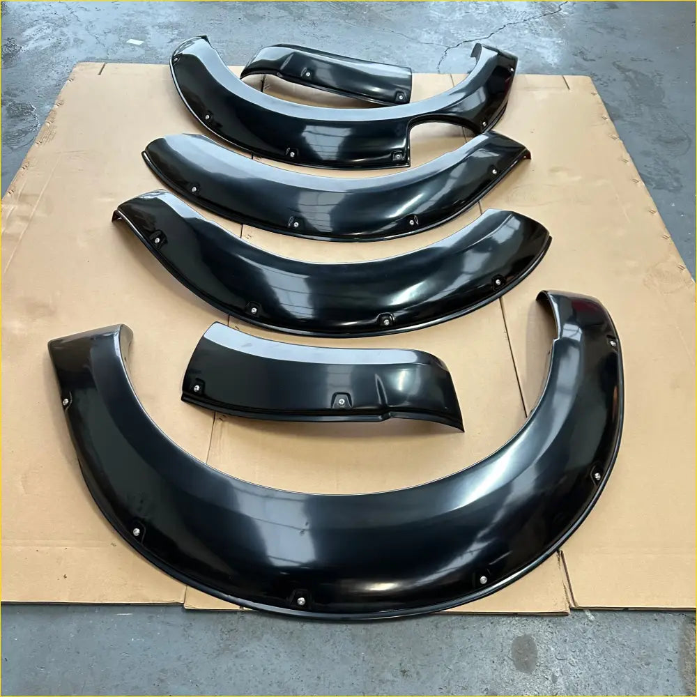 Fender Flare Nissan Navara NP300 2015-2020 ST/SL/ST-X Bolt Style