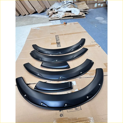 Fender Flare Toyota Hiace 2005-2019 Bolt Style Matte Black