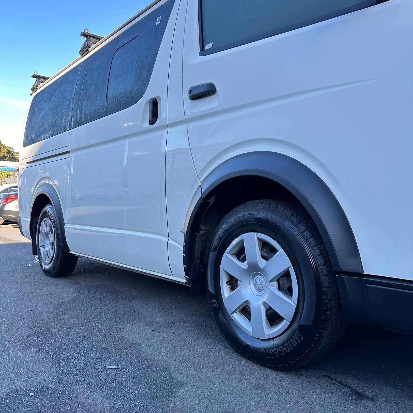 Fender Flare Toyota Hiace 2005-2019 New Sport Style Matte Black