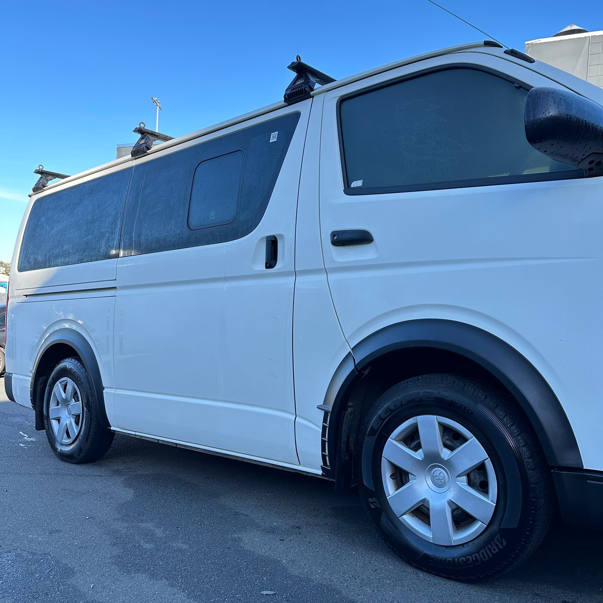 Fender Flare Toyota Hiace 2005-2019 New Sport Style Matte Black