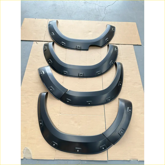 Fender Flare Toyota Hilux 2021-2024 SR/SR5 Bolt Style Matte Black