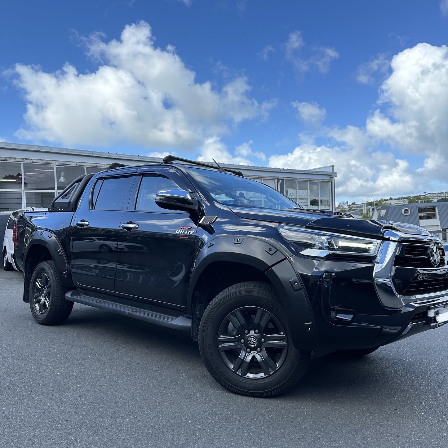 Fender Flare Toyota Hilux 2021-2024 SR/SR5 Bolt Style Matte Black