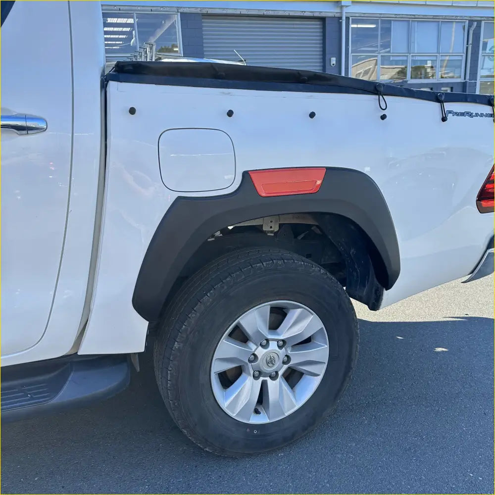 Fender Flare Toyota Hilux 2021-2024 SR/SR5 OEM Style with Red layer