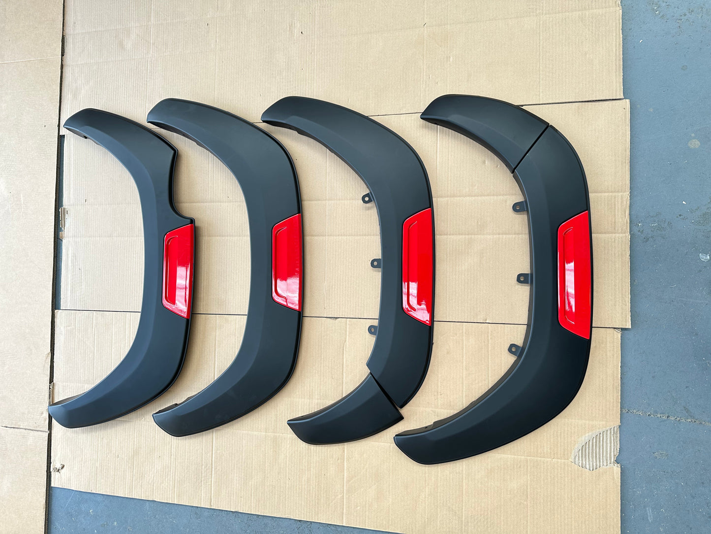 Fender Flare Toyota Hilux 2021-2024 SR/SR5 OEM Style with Red layer