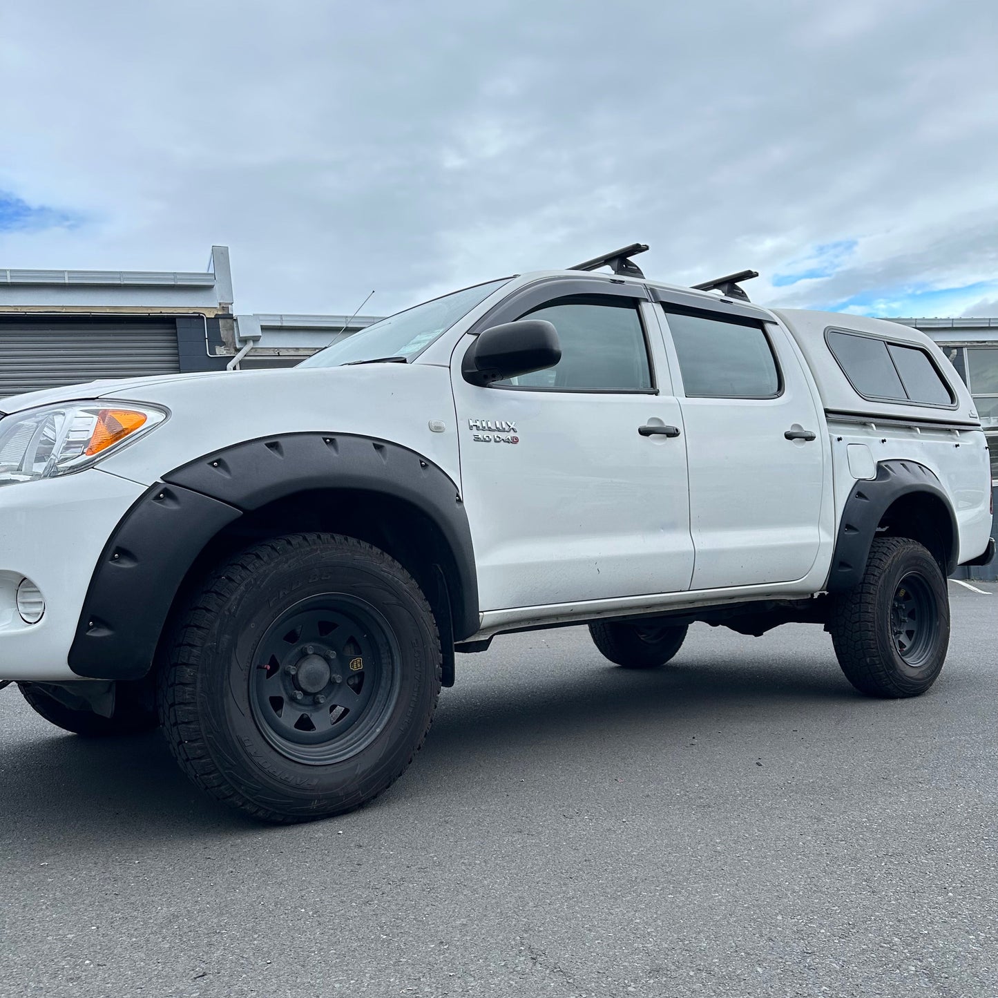 Fender Flare Toyota Hilux Vigo 2005-2012 Bolt Style Textured Black