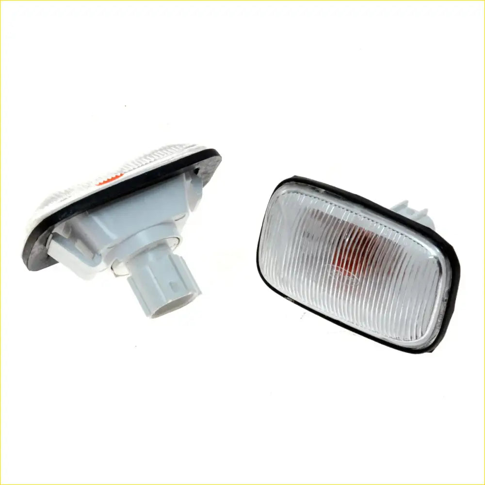 Fender Guard Repeater Light for Toyota Hilux LN145 160 166 1997-2005 - Body Panels