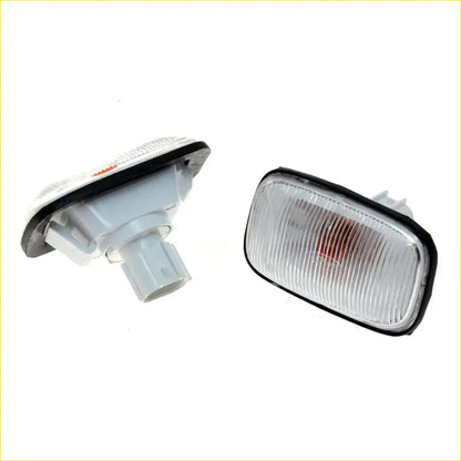 Fender Guard Repeater Light for Toyota Hilux LN145 160 166 1997-2005 - Body Panels