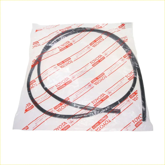 Black rubber weatherstrip in clear bag with red toyota general parts branding for hilux 1997-2005 windshield molding