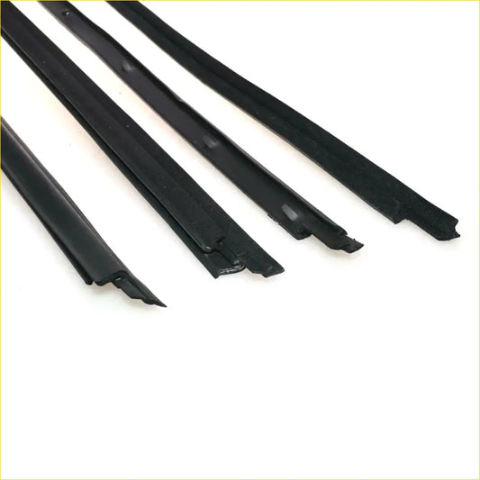 Front Door Belt Moulding for Nissan Navara D21/WD21 Pathfinder - Engine