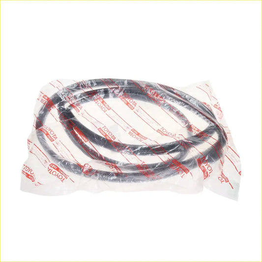 Black rubber front windshield seal for toyota hilux ln80 ln86 ln108 1988-1997 wrapped in clear plastic with red toyota logo