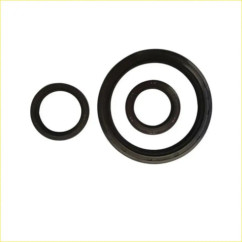 Black rubber gasket pro oil seals in two sizes for 1n toyota starlet p8 15l diesel engine crankshaft