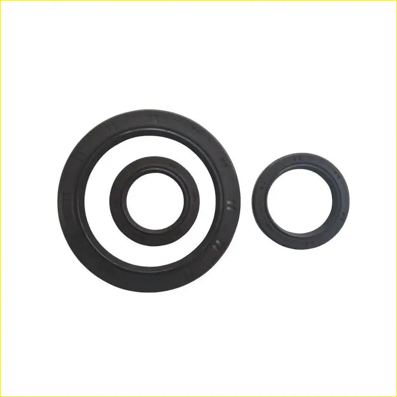 Black rubber gasket pro crankshaft oil seals in two sizes for toyota carina 16v ae102 7a-fe engine