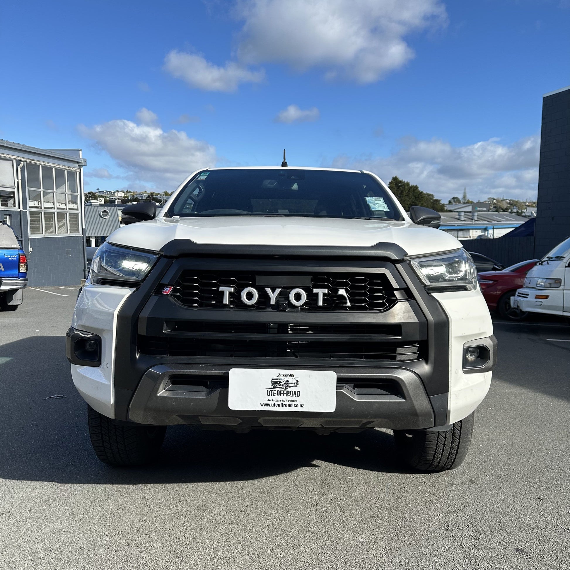 Grille for Toyota Hilux 2021-2024 SR5 Cruiser