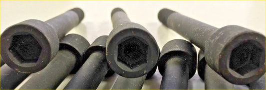 HEAD GASKET & BOLTS for Mitsubishi Pajero - Gaskets