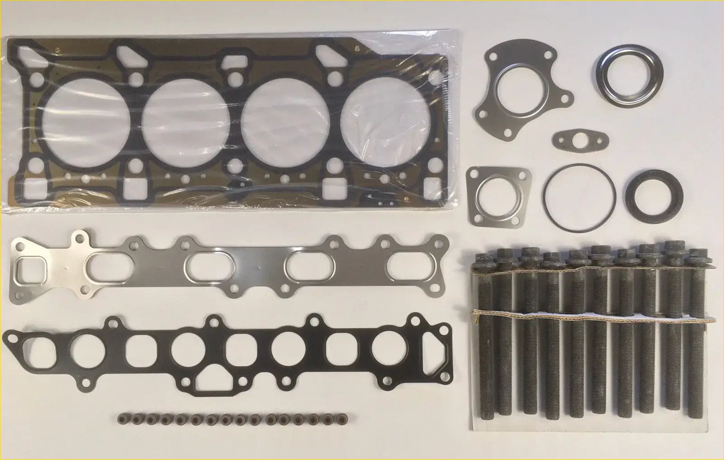 Head Gasket & Bolts for Wrangler - Gaskets
