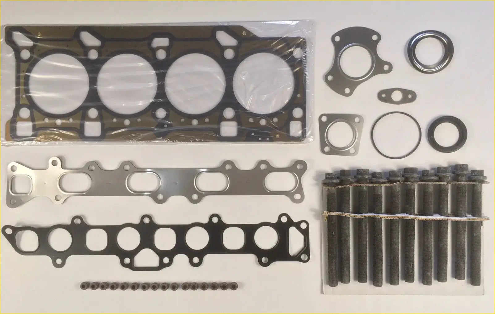 Head Gasket & Bolts for Wrangler - Gaskets