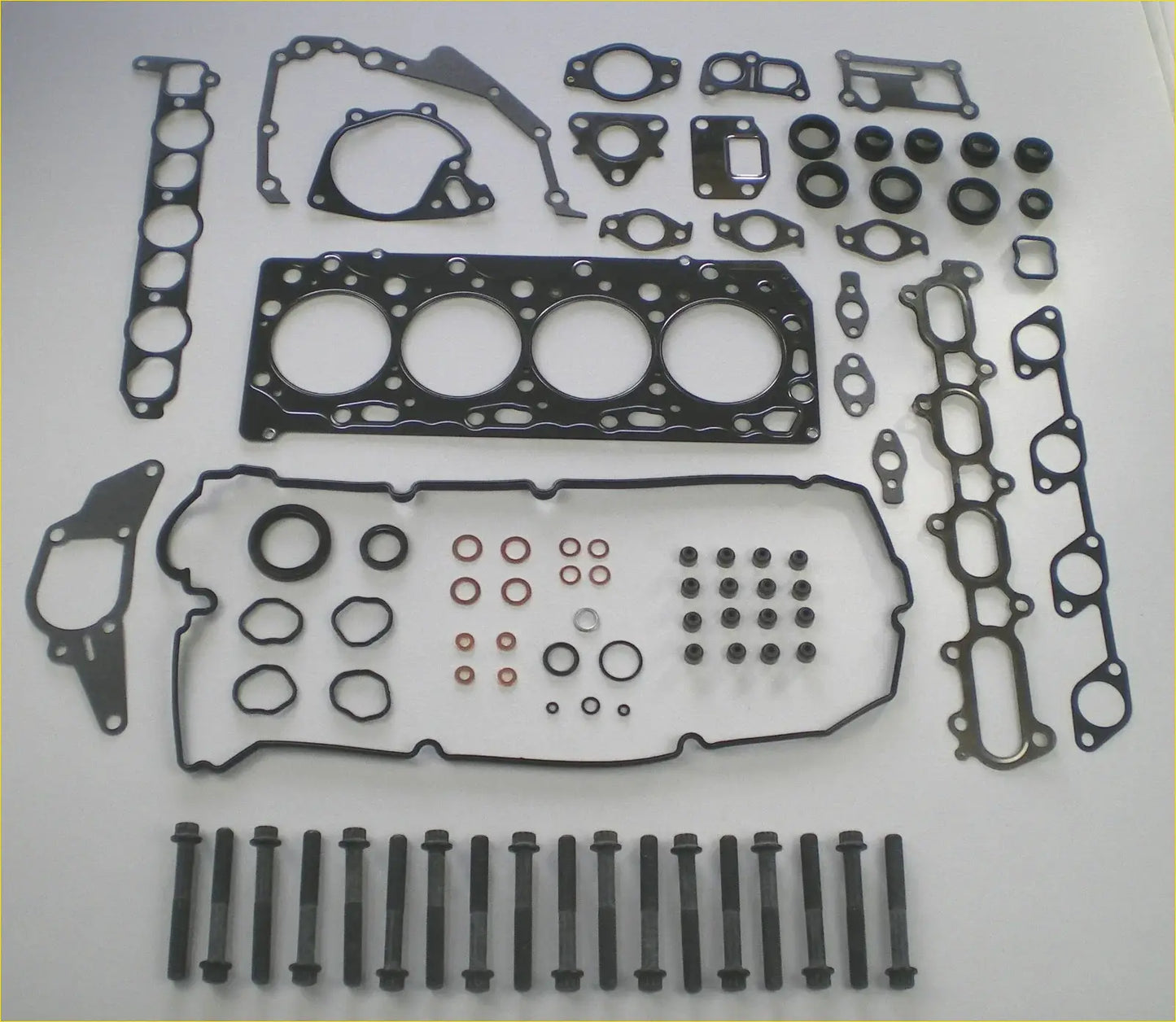 Head Gasket Set & Bolts for Challenger L200 Triton (2006–2006) - Gaskets