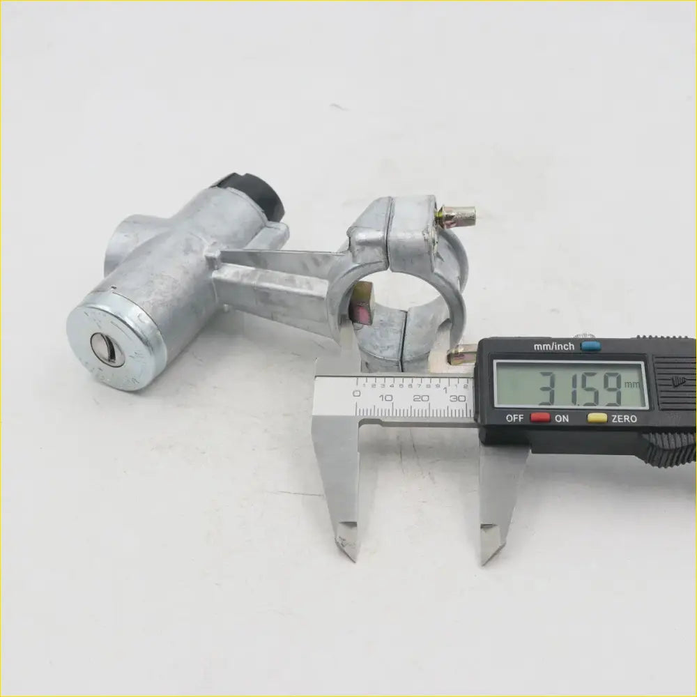 Ignition Steering Door Fuel Lock for Datsun Nissan B110 120 140