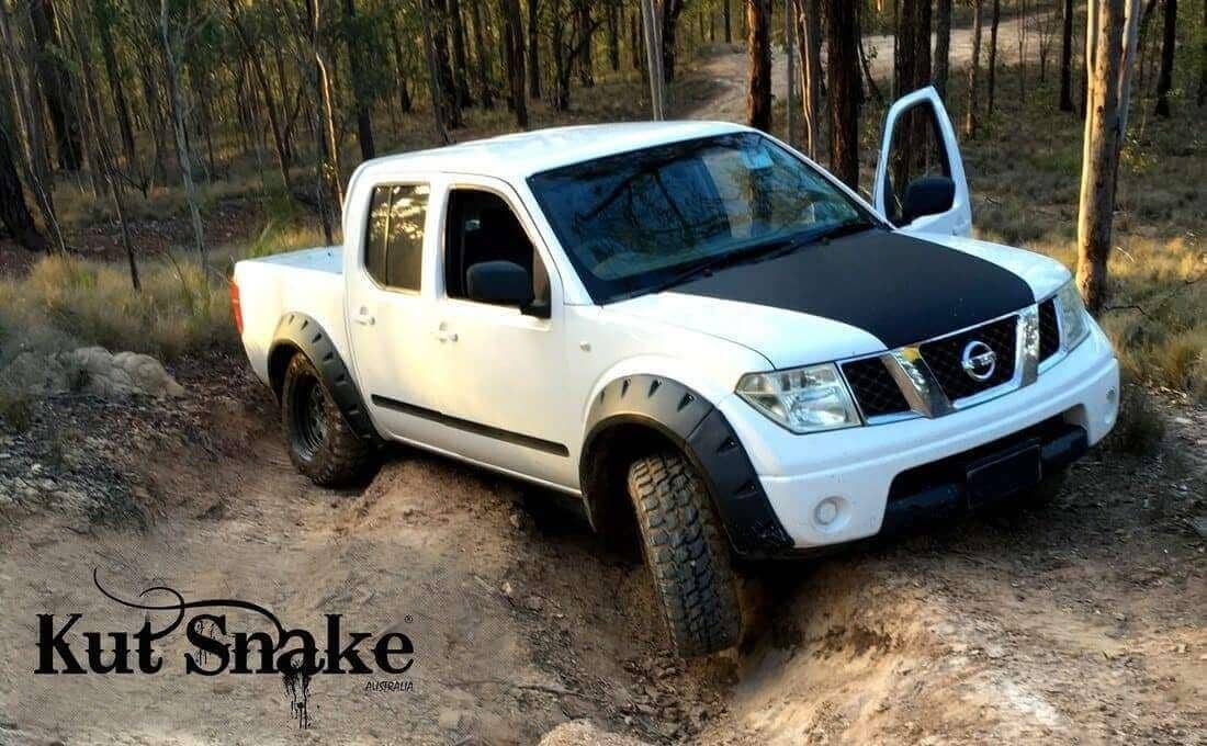 Kut Snake Flares for Nissan Navara D40