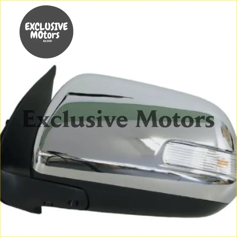 Left hand chrome finished side mirror with black housing and turn signal for toyota hilux 2011 to 2015