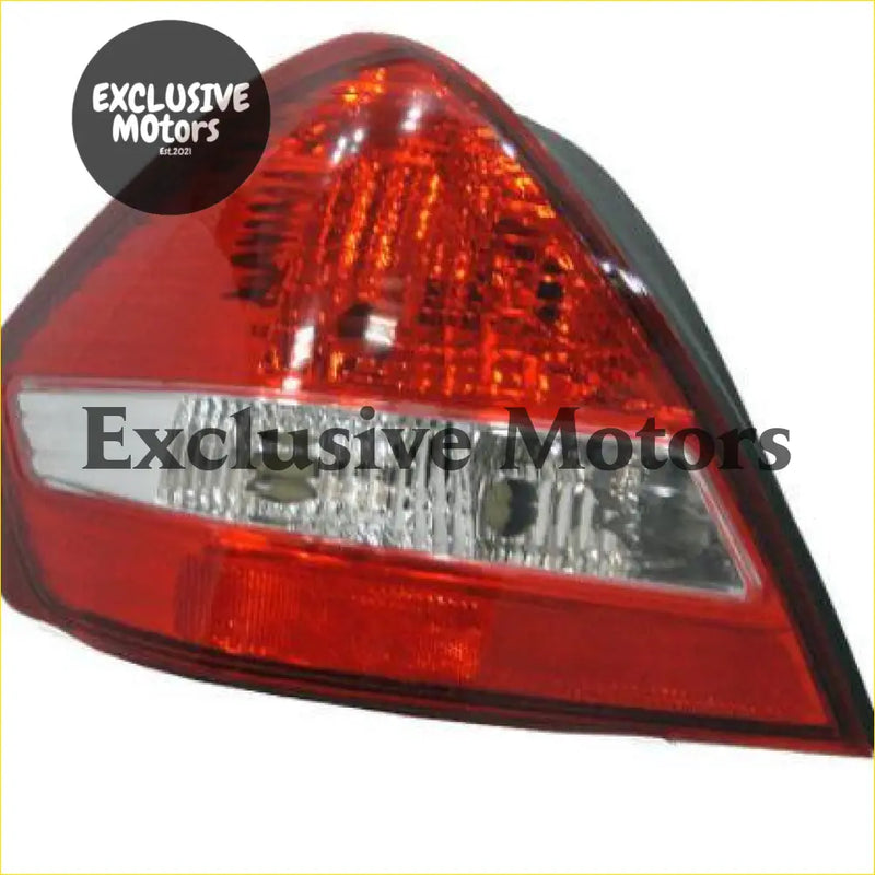 Left-hand tail light for nissan tiida sedan with red triangular taillight amber reflector and black plastic housing