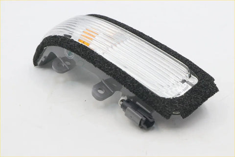 Lh mirror cover turn signal light for toyota hilux 2011-2015 clear ribbed lens with black rubber trim and gray metal brackets