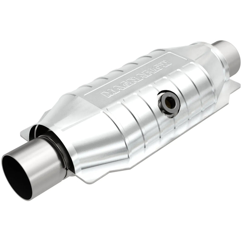 Magnaflow MagnaFlow Conv Univ 2.5 Mid O2