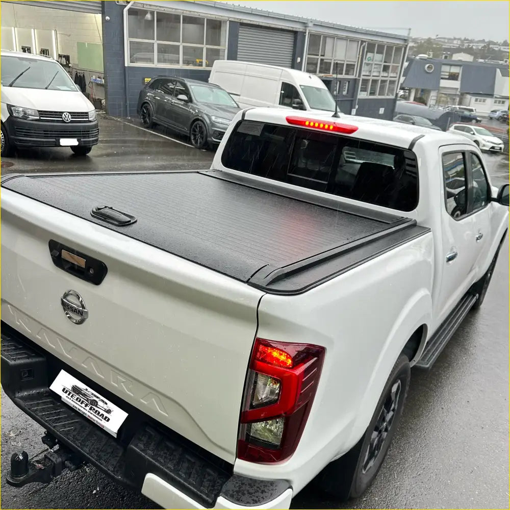Manual Roller Shutter/Tonneau Cover for Nissan Navara NP300