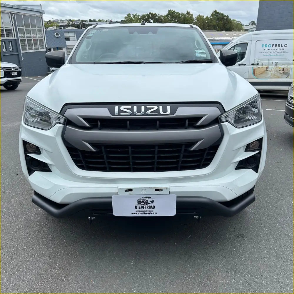 Nudge bar (Compatible Front Sensors) Isuzu D-Max 2021-2023 Black Q1