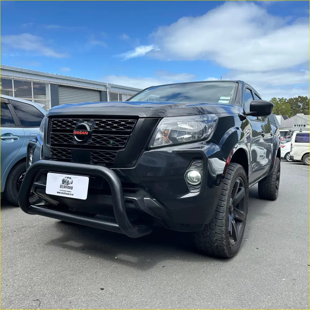 Nudge Bar (Compatible Front Sensors) Medium Size Nissan Navara 2021+