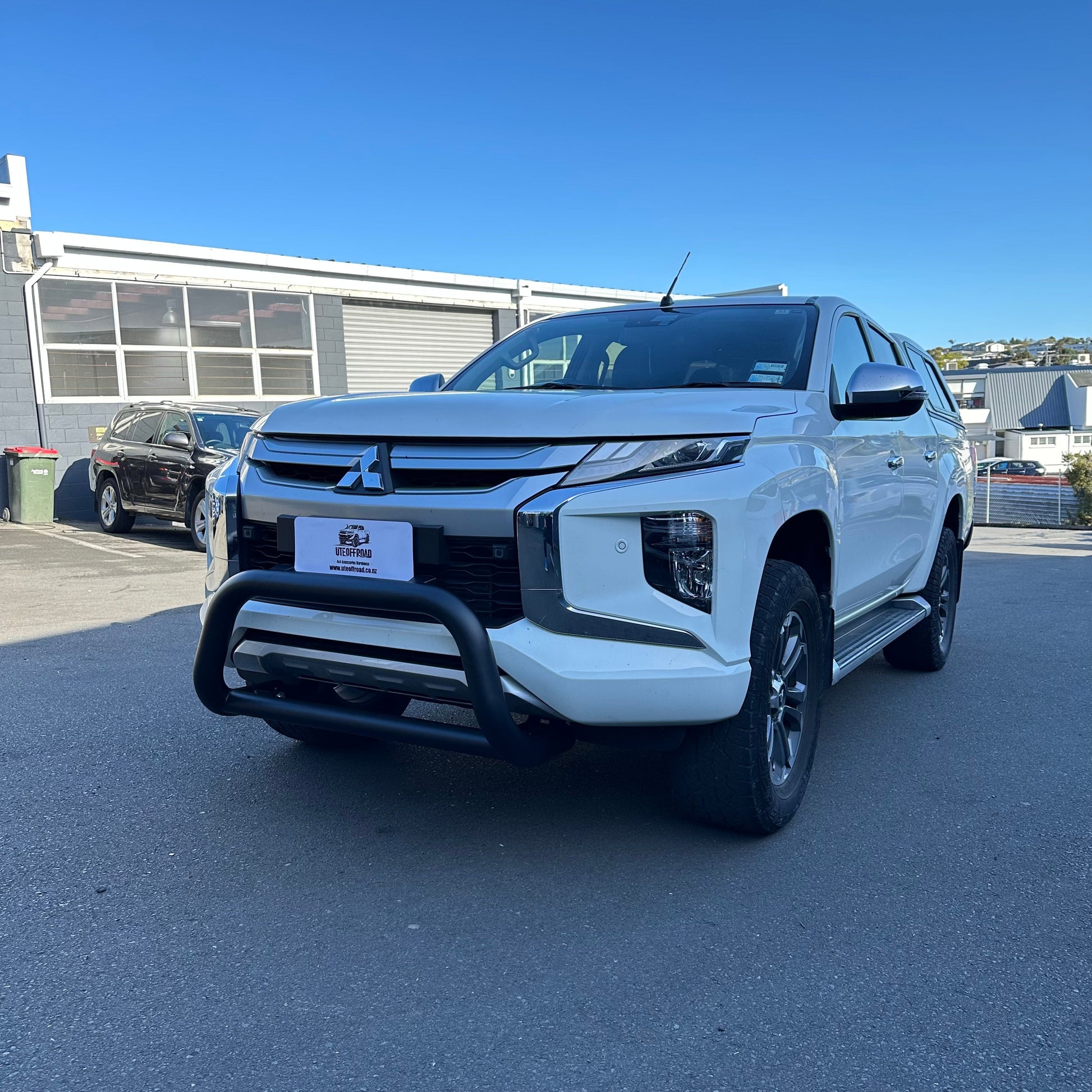 Nudge bar (Compatible Front Sensors) Medium Size Triton 2019-2023