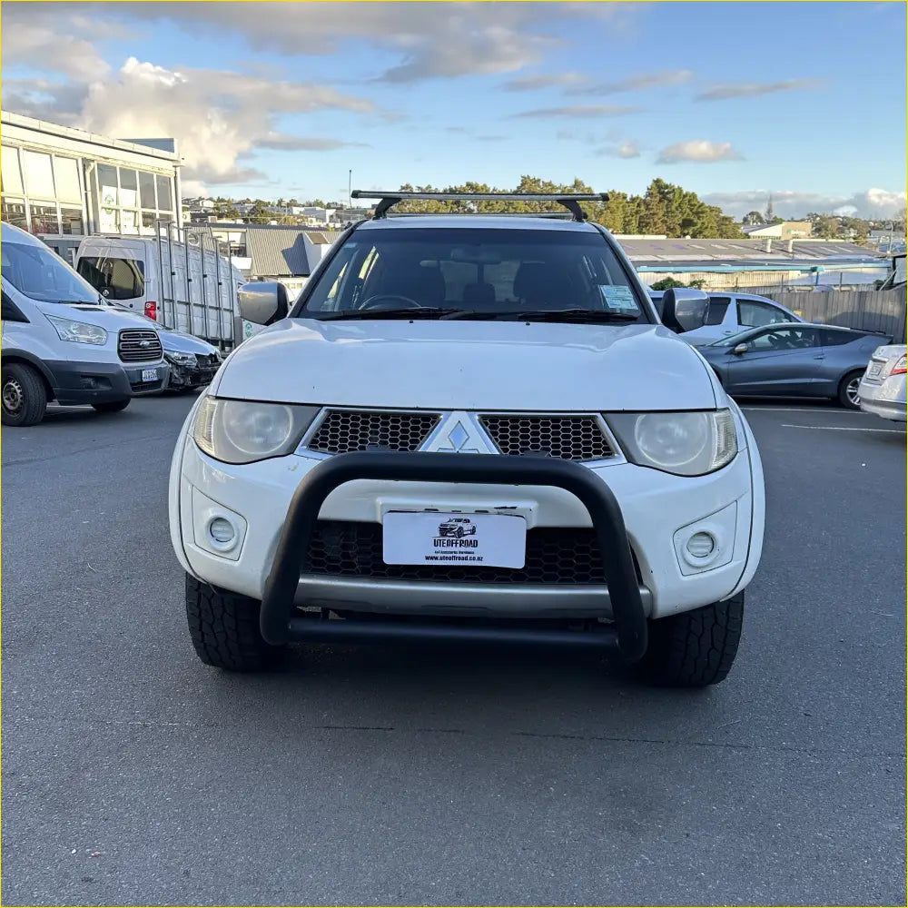 Nudge Bar(Compatible Front Sensors) Mitsubishi Triton 2005-2015 Matte