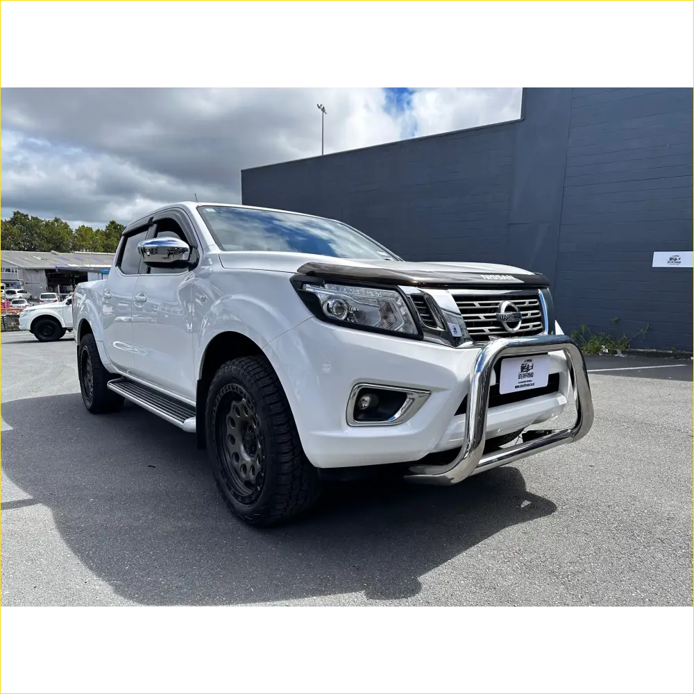 Nudge Bar (Compatible Front Sensors) Nissan Navara NP300 2015-2020