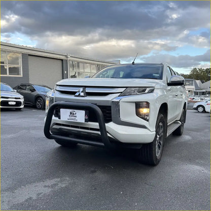 Nudge bar for Triton 2019-2023 Black