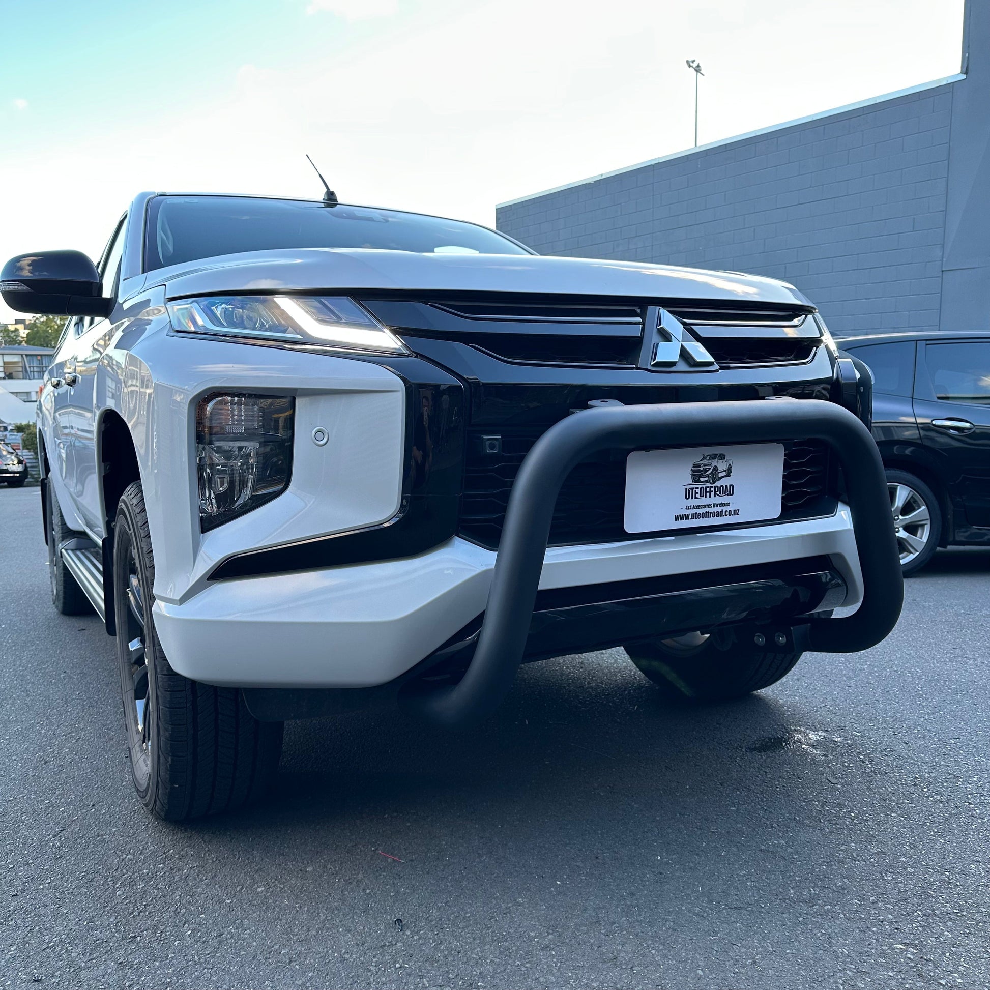 Nudge bar for Triton 2019-2023 Black W2