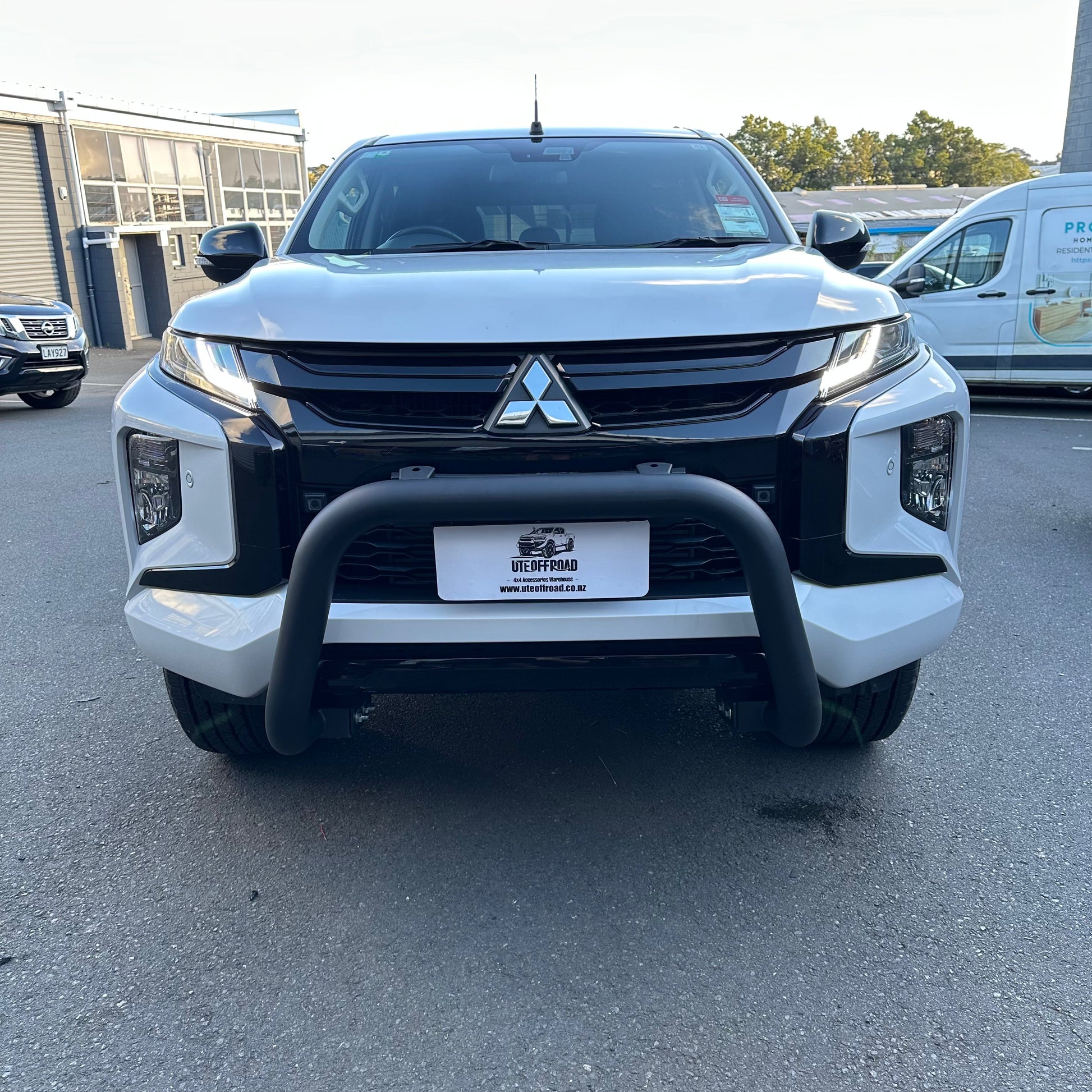 Nudge bar for Triton 2019-2023 Black W2